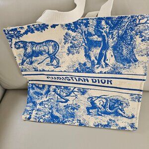 Dior tote bag